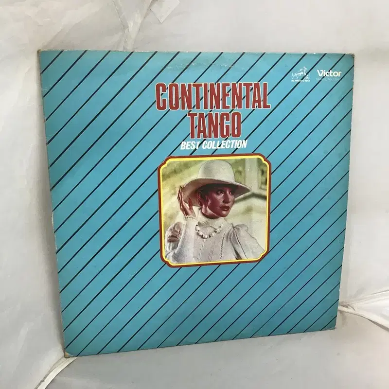 CONTINENTAL TANGO LP / AA1990